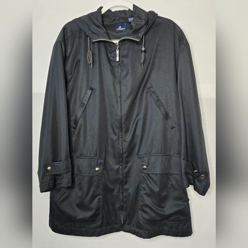 Women's Black Lizsport Raincoat w/ Hood Sz Medium Classic Timeless Normcore